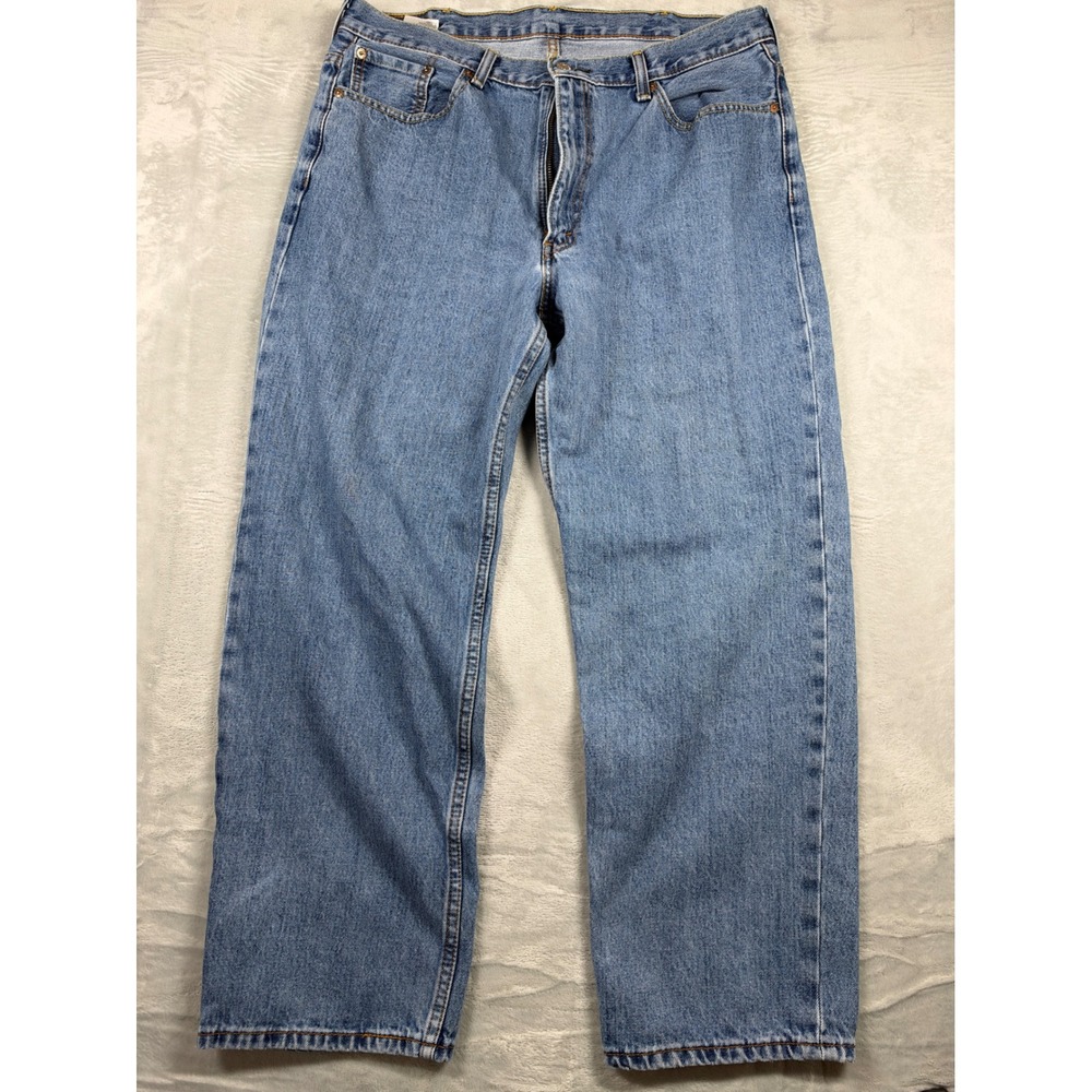 Levi's 550 Jeans Men's 38x30 Relaxed Fit Light Wash Blue Denim Straight Leg